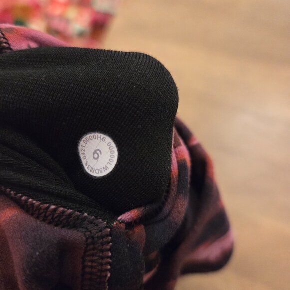 Lululemon Align High-Rise Crop 28" Intensity Pink Blossom Multi Size 6 - Picture 3 of 3